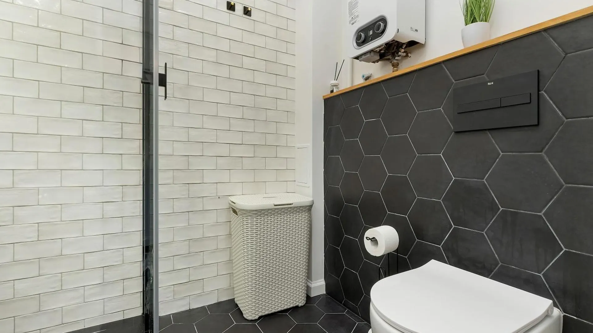 Modern Apartment Close To Oliwski Park By Noclegi Renters Gdansk Poland